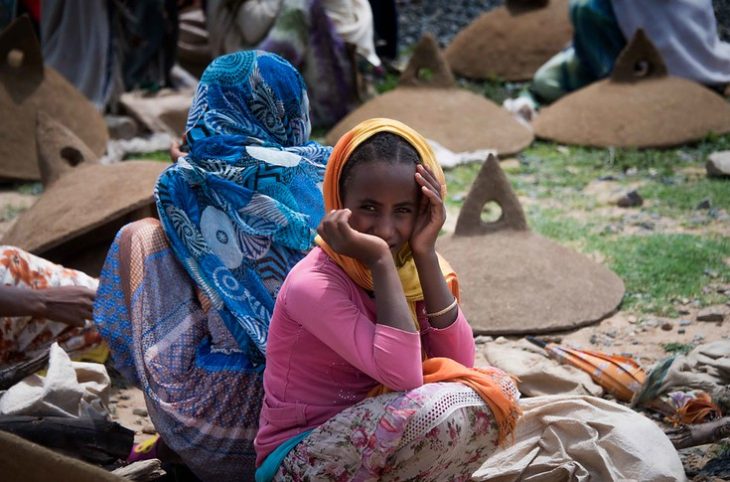 Des jeunes élèves utilisés dans l’exploitation du sel à Sambéra