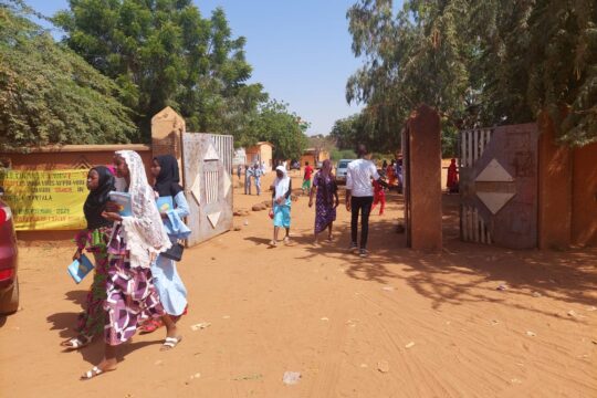 Transfert frauduleux élèves dans les établissements publics à Niamey : une pratique corruptive qui sape la qualité de l’éducation.