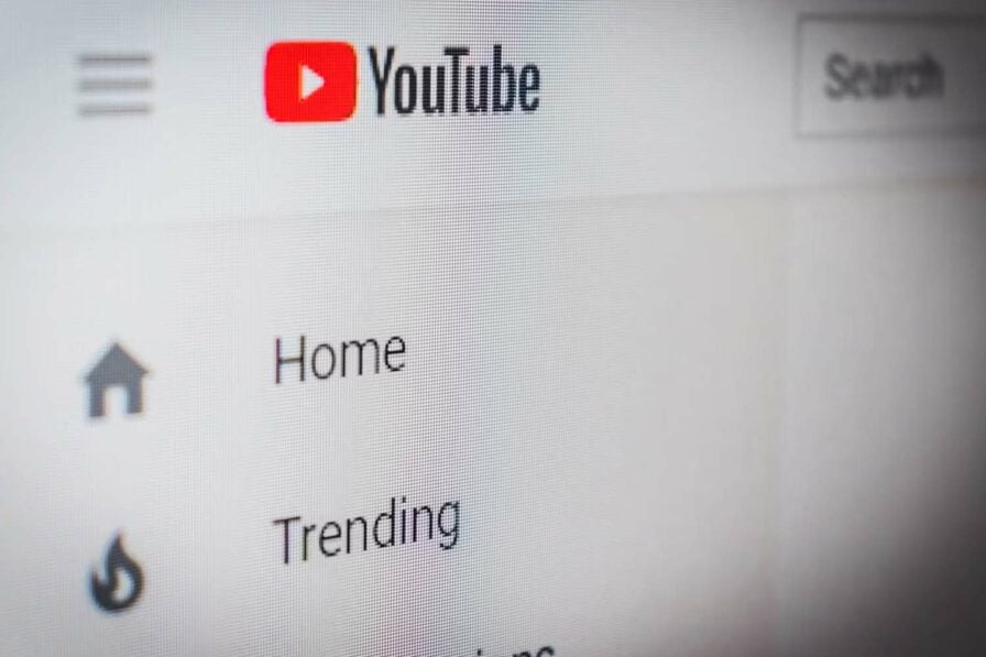 YouTube développe une fonctionnalité pour lutter contre la désinformation