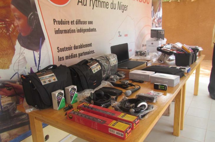 Le Studio Kalangou appui en matériel plusieurs radios communautaires et commerciales du Niger