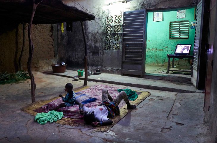 Encadrer l’accès aux programmes télévisés chez les enfants