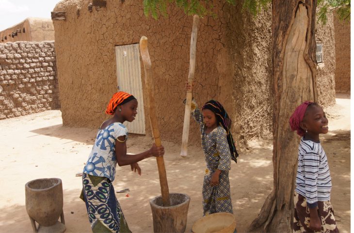 Le magazine du 08/12/2018 - Faire reculer le mariage des enfants au Niger : l’implication de la chefferie traditionnelle